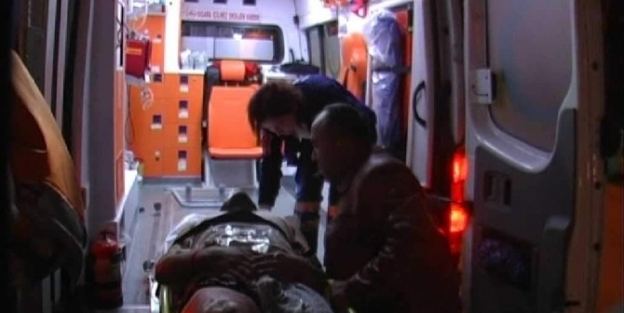 Bursa’da Kobani Protestosunda Bir Genç Silahla Vuruldu...