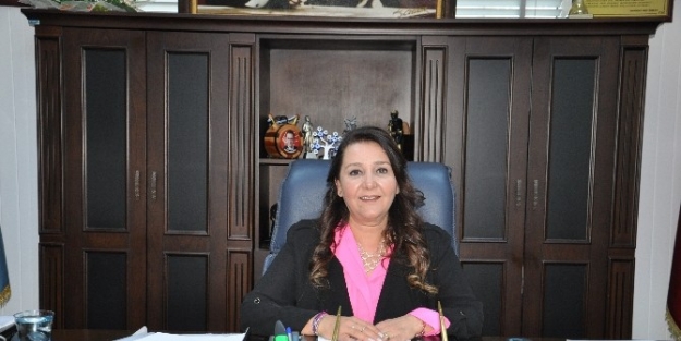 Edremit Belediyesi’nde Kadın Başkan Vekili