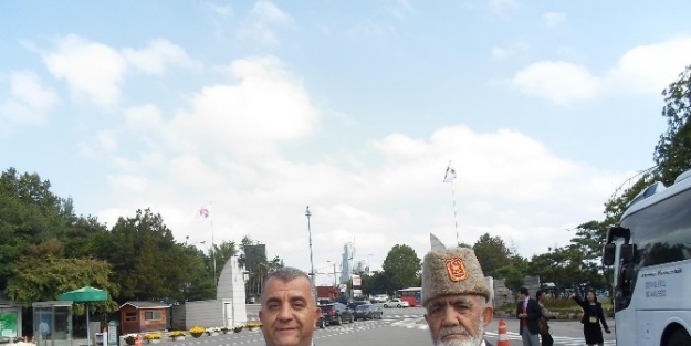 Jandarma Komutanı Akça Babası İle Kore’ye Gitti