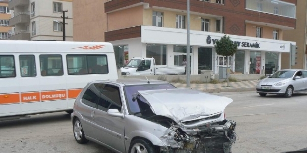 Bozüyük’te Zincirleme Trafik Kazası, 1 Yaralı