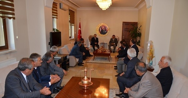 Erzincandaki İlçe Ve Belediye Başkanlarından Vali Süleyman Kahraman’a Ziyaret