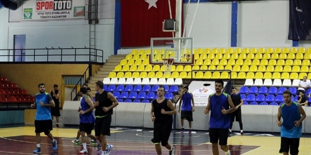 Büyükşehir Basket Takımı Ligdeki İlk Maçına Hazır