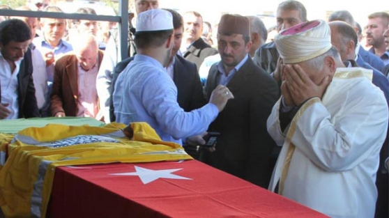 İmamın en acı cenaze töreni