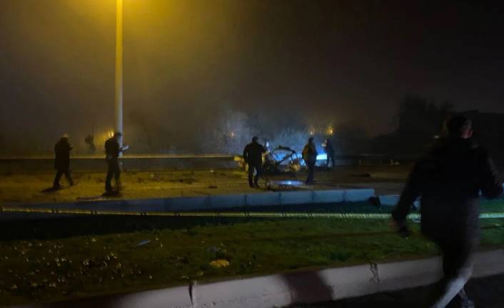 Polis servisine bombalı saldırı! Çok sayıda yaralı var