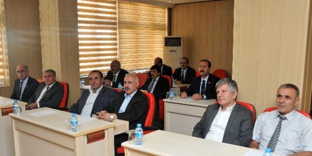 Milletvekili Aydın İl Genel Meclisi Üyelerine Seslendi