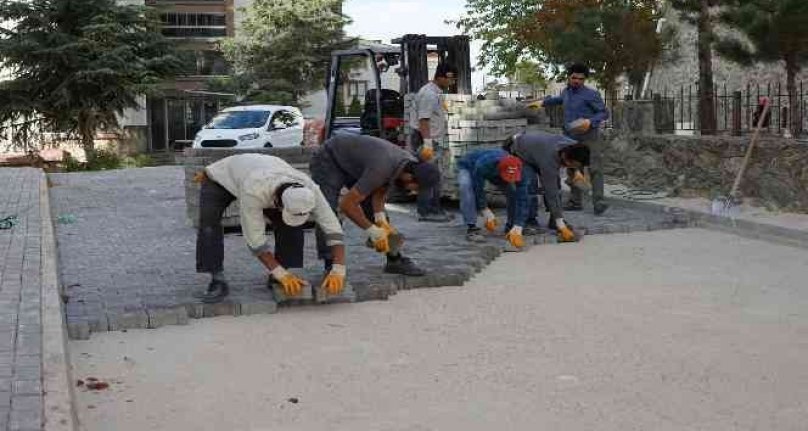 Gemlik'te yol yapım çalışması