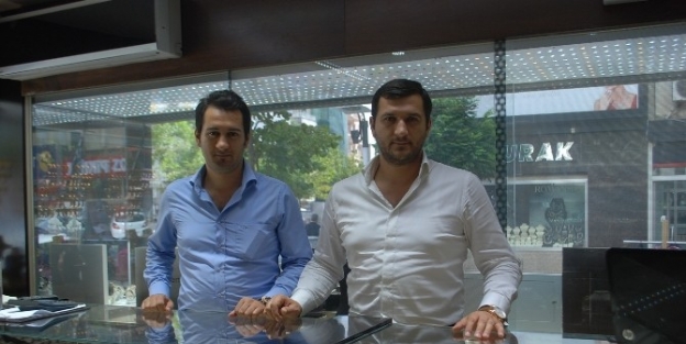 Kuyumcuların Yüzü Gülmeye Başladı