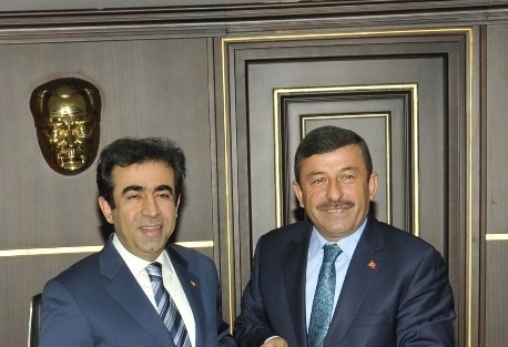 Karabacak Vali Güzeloğlu’nu Maratona Davet Etti