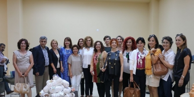 Güzelbahçe’de 24 Sanatçıdan Seramik Sergisi