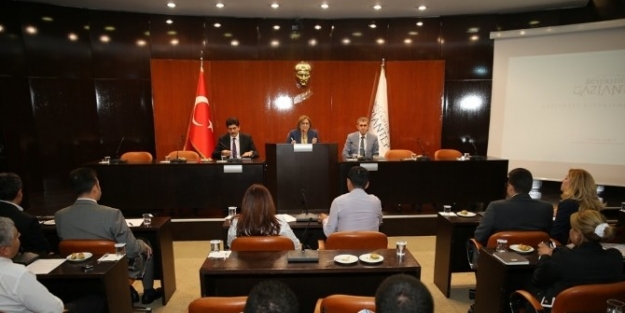 Şahin, Turizm Yöneticilerini Bilgilendirdi