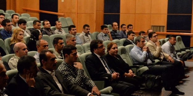 Onikişubat Personeli, İletişimin Püf Noktalarını Öğrendi