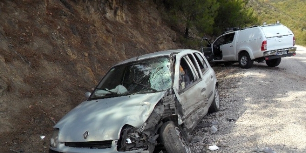 Niksar’da Trafik Kazası: 5 Yaralı