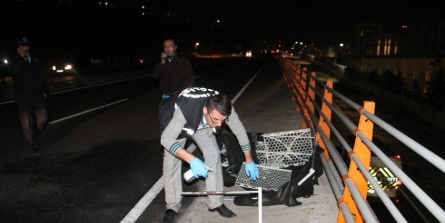 Fünye İle Patlatılan Paket Seyyar Gardırop Çikti