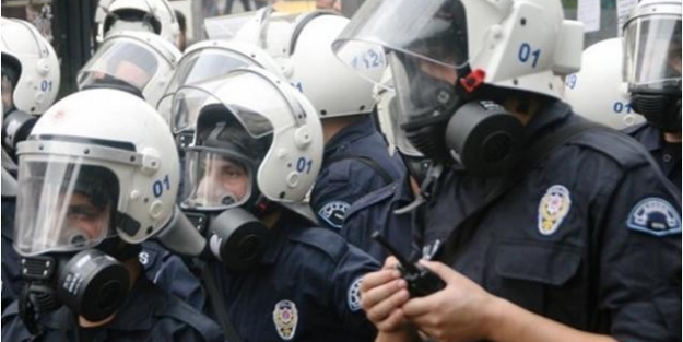 Sokaklara sıkıyönetim!