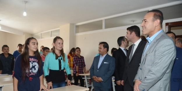 Büyükşehir’den 800 Öğrenciye Ücretsiz Eğitim