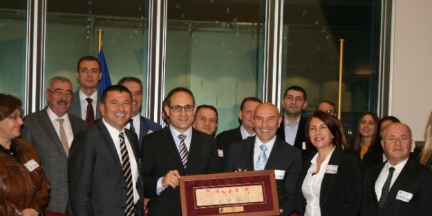 Chp’li Başkanların Ab Çikarmasi