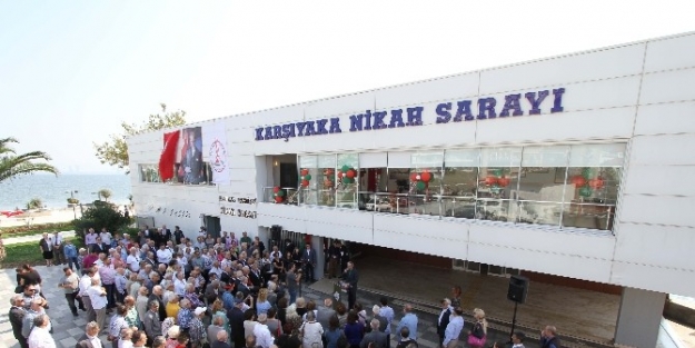 Karşıyaka Şehir Kulübü Yeni Yerine Taşındı