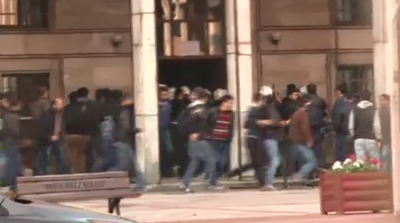 İstanbul Üniversitesi yine karıştı! 25 gözaltı