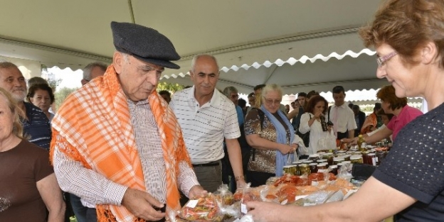 İzmir’in Tohum Şenliği Büyük İlgi Gördü