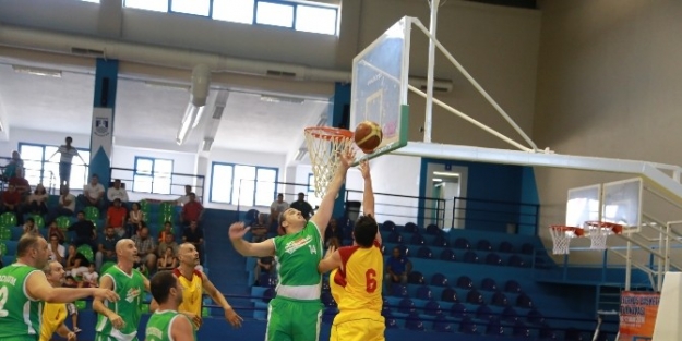 1. Bodrum Legends Basketbol Veteran Turnuvası Sona Erdi