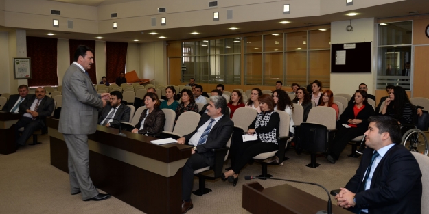 Başkan Dündar Mimarlar Günü'nde mimarlarla buluştu