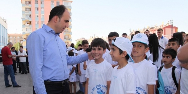 Selçuklu Belediyesi Spor Okullarında Kış Sezonu Başladı