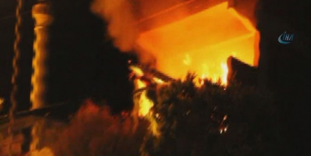 Mutfak tüpü bomba gibi patladı