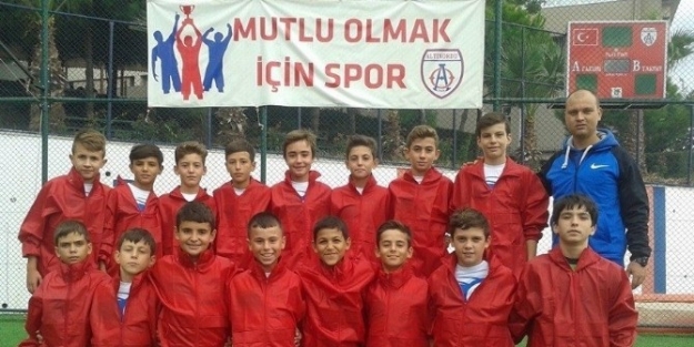 Saruhanlı Altınordu Turnuvası’na İyi Başladı