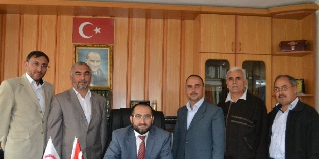 Kula Müftüsü Özmet: ”gençler, Diyanetle Buluşmalı”