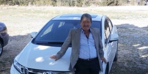 Ecel Tır’da Geldi