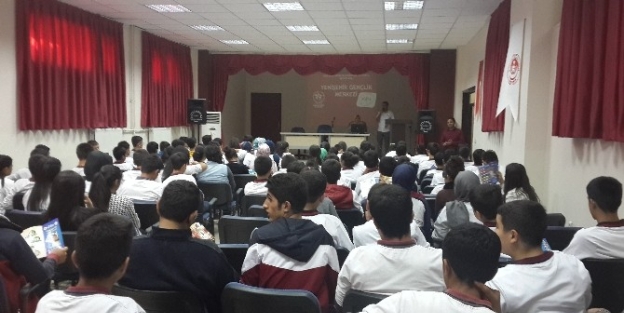Ygm’den, Gençlerle Seminer