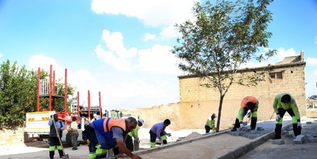 Şehitkamil’den Yeni Mahalle Olan Köylere Hizmet Sürüyor