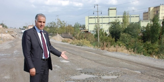 Chpliler’den Bozuk Yol Tepkisi