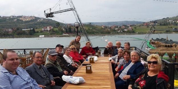 İzmit Lisesi Mezunları ’kentim İzmitim’de