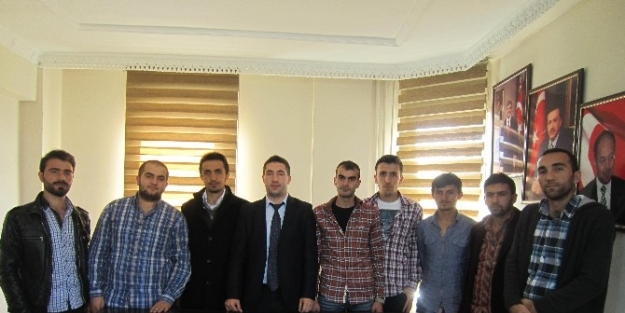 Ak Parti Aziziye Gençlik Kolları, Çalişmalarina Hız Kesmeden Devam Ediyor