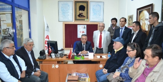Çerkezköy Add’den Atatürk Büstü Ve Türk Bayrağına Yapılan Saldırıya Kınama
