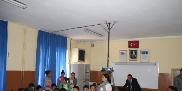 7’inci Sınıf Öğrencilerine Sigara Ve Zararları Eğitimi Verildi