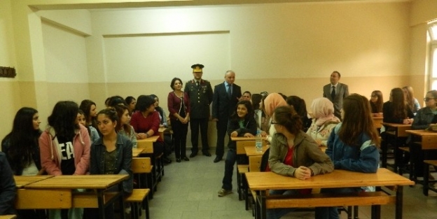 Öğrencileri Üniversiteye ’mehmetçik’ Hazırlayacak