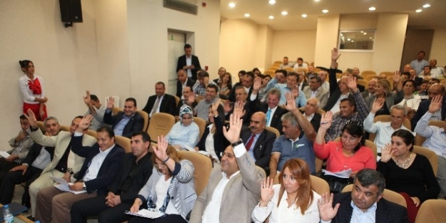 Bayraklı’nın 2015 Bütçesi 162 Milyon Lira