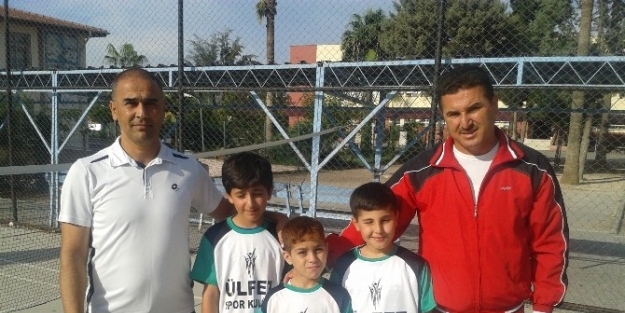 Adanalı Badmintoncular Türkiye Şampiyonasina Gitti