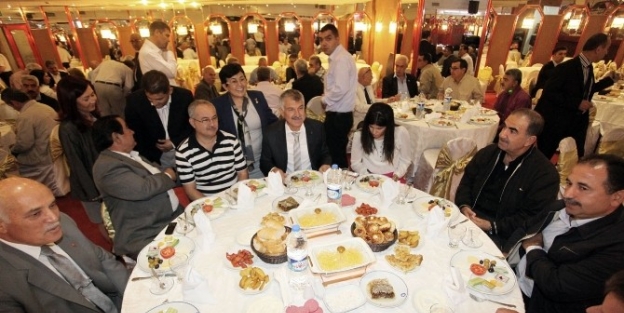 Karalar, Mahalle Muhtarlarıyla Buluştu