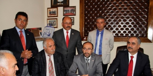 Belediye Başkanı Aydın, Muhtarlar Derneğini Ziyaret Etti
