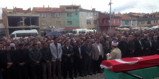 Milletvekili Karaman Son Yolculuğuna Uğurlandı