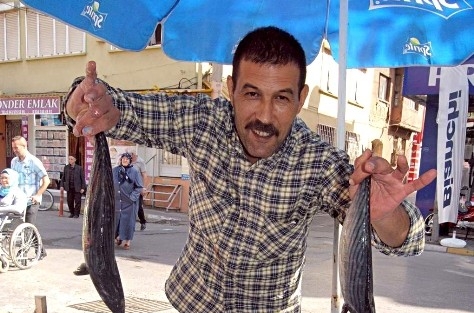 Edremitli Balıkçıların Yüzü Palamutla Gülüyor