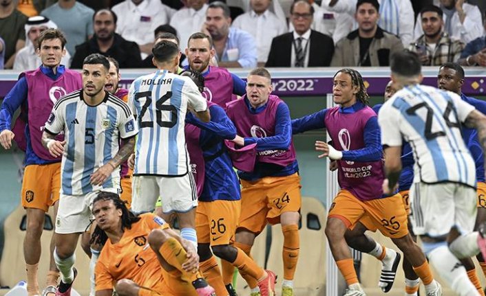 FIFA'dan Arjantin-Hollanda maçına soruşturma