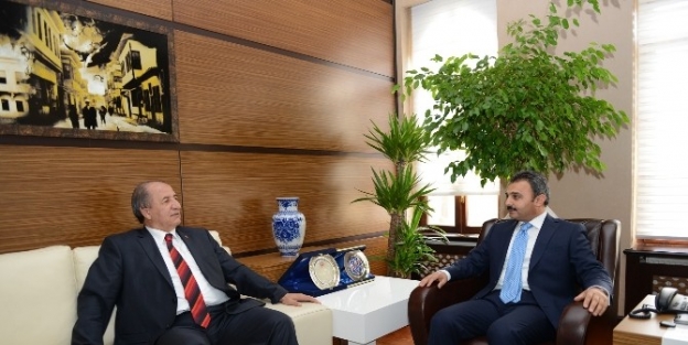 Vali Kara’dan Başkan Külcü’ye Ziyaret