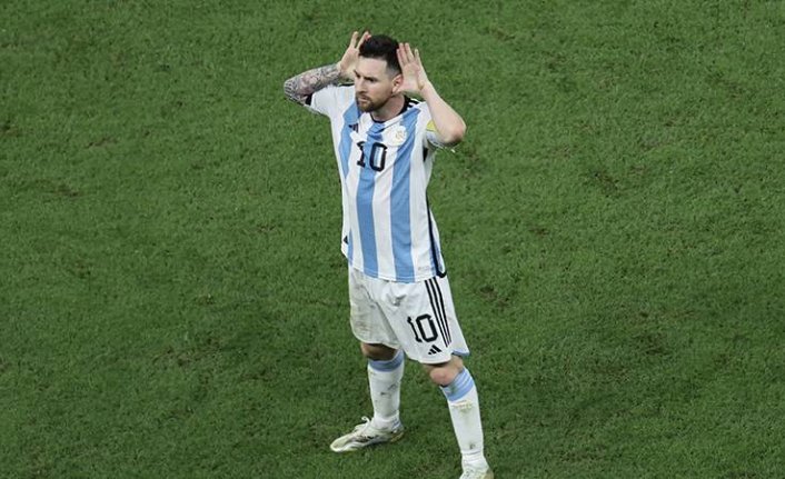 Lionel Messi iki rekorun kıyısında