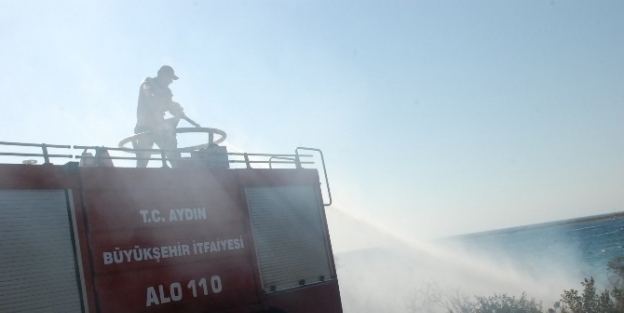 Aydın’da İtfaiye Yangından Yangına Koştu