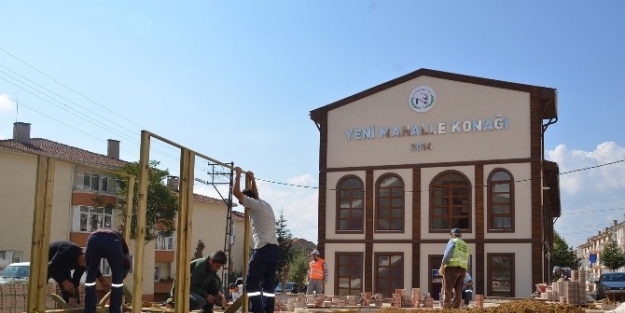 Yeni Mahalle Konağı Açılıyor, Üniversitenin Temeli Atılıyor