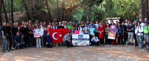 Efe Dağcılar Sezonu Açtı